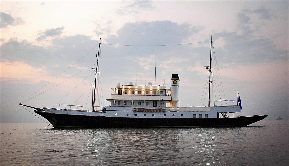 Yacht KALIZMA (ex. Odysseia, Minona) - photo 38 of 49